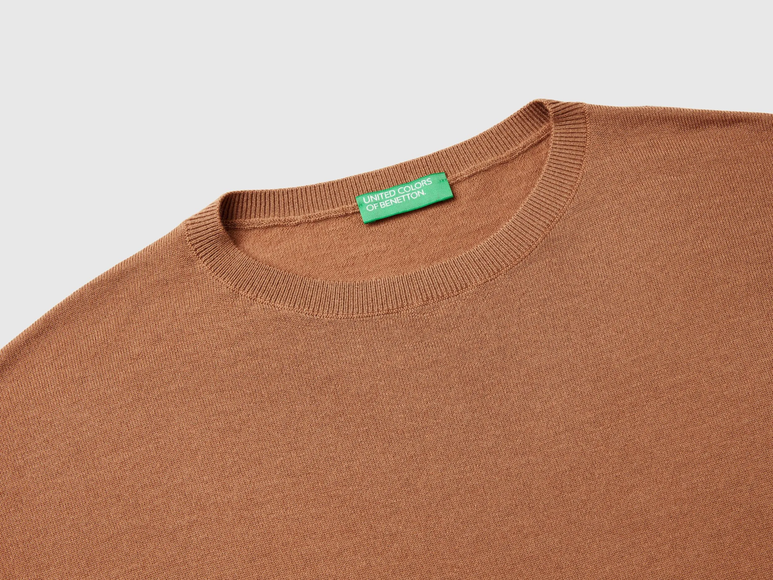 Boat neck sweater in pure Merino wool - Camel | Benetton