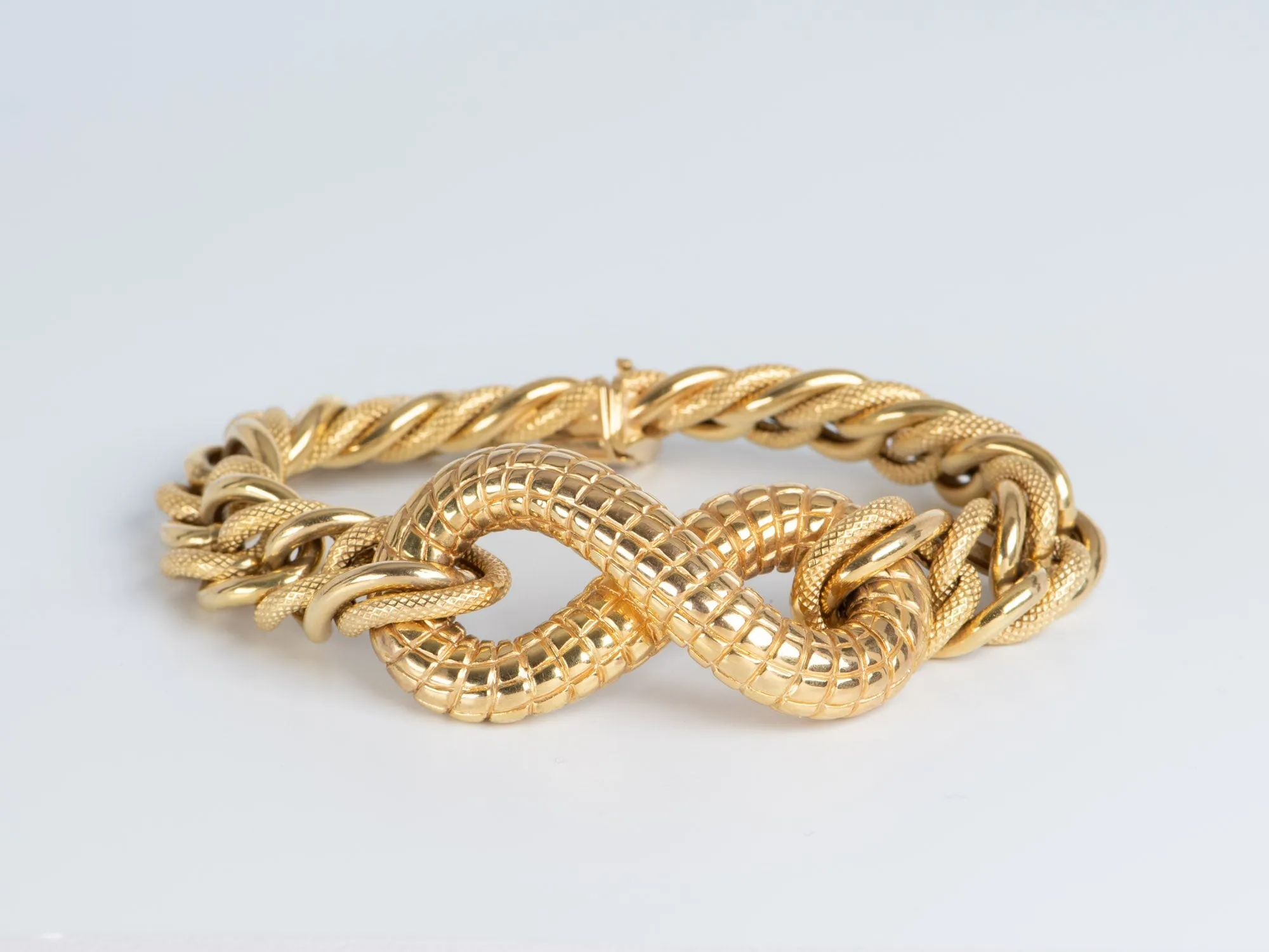 Chunky Bracelet with Snake Scale Texture 14K Gold 24g R2044