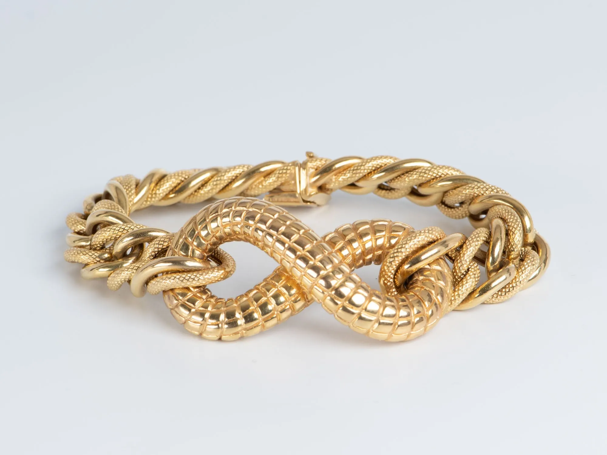 Chunky Bracelet with Snake Scale Texture 14K Gold 24g R2044