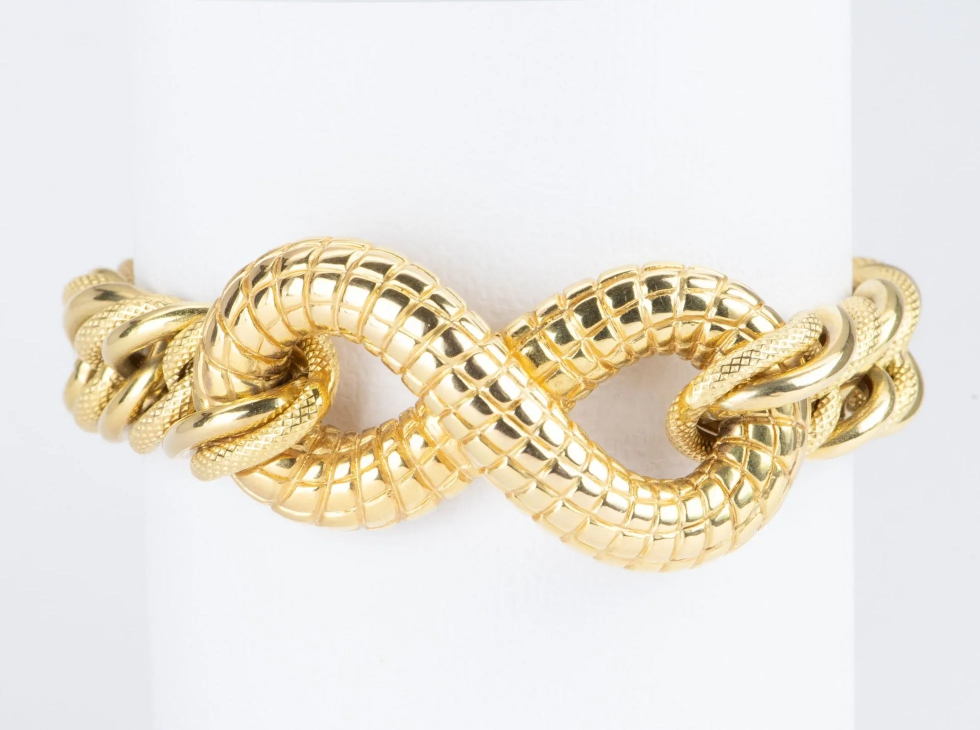 Chunky Bracelet with Snake Scale Texture 14K Gold 24g R2044