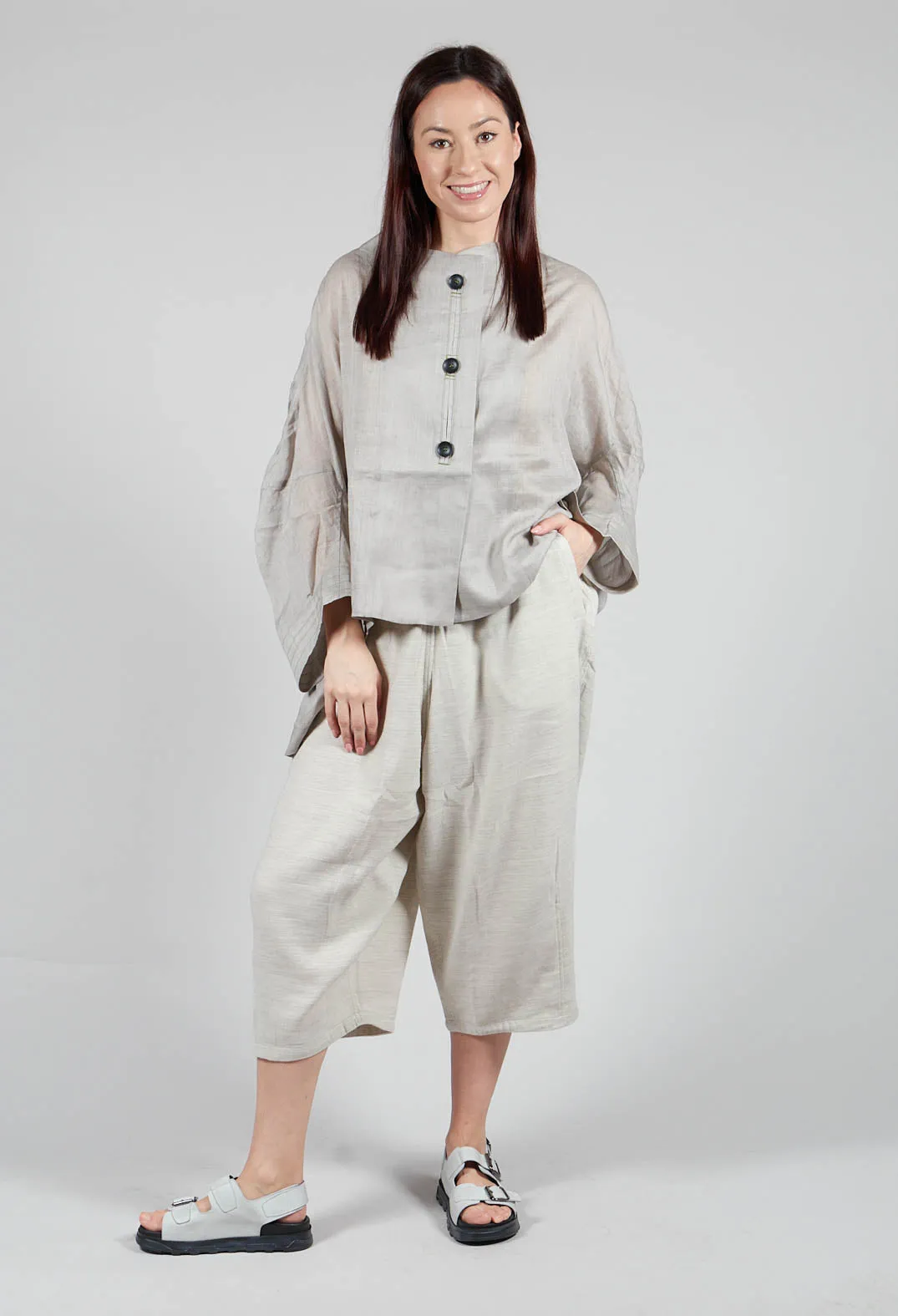 Cropped Wide Leg Trouser in Beige