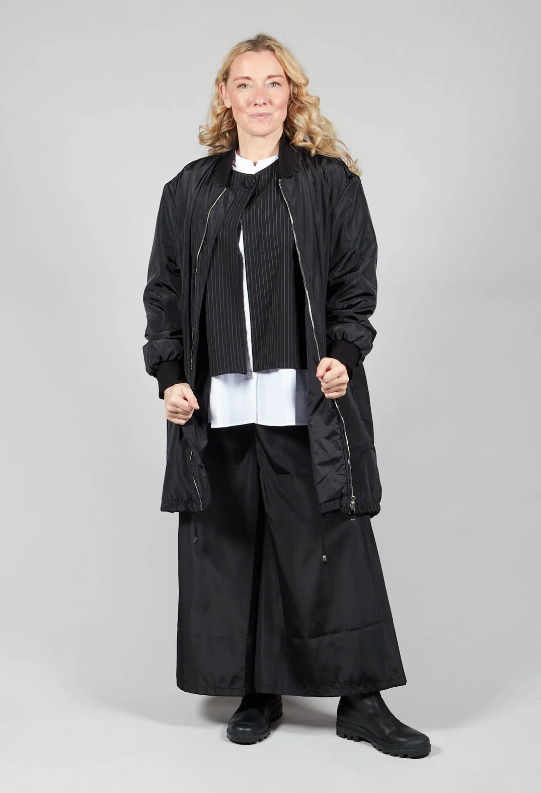 Elastic Cotton Culottes in Black