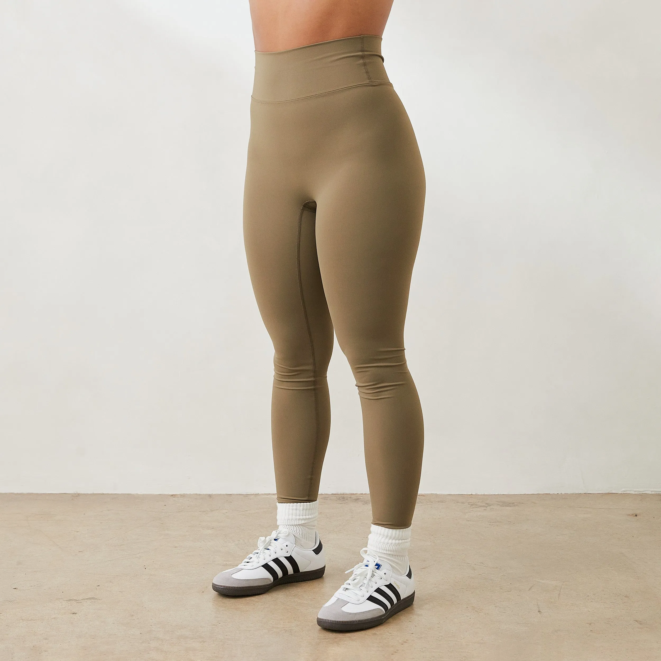 Essential Leggings - Olive