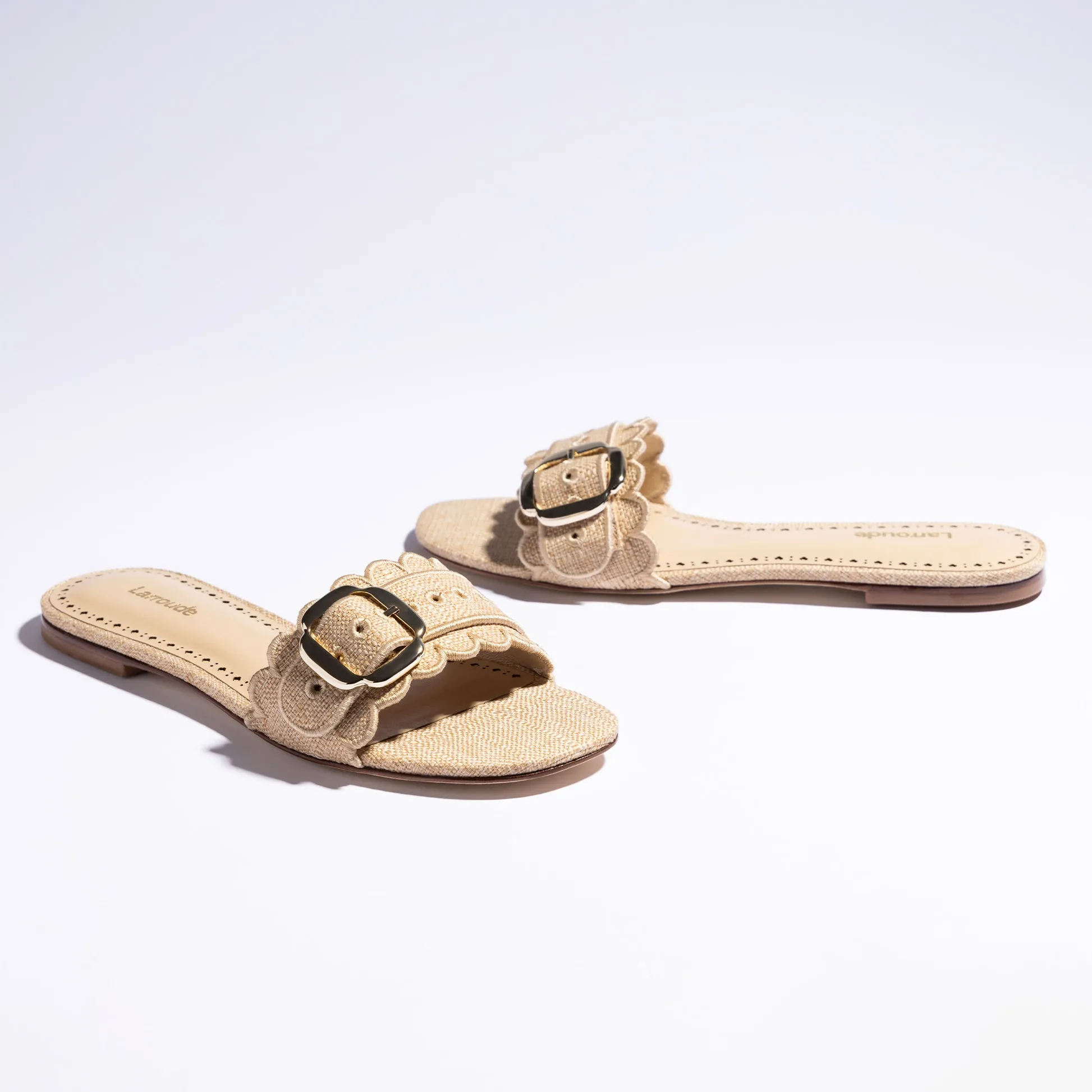 Ivy Broderie Flat Mule In Beige Raffia