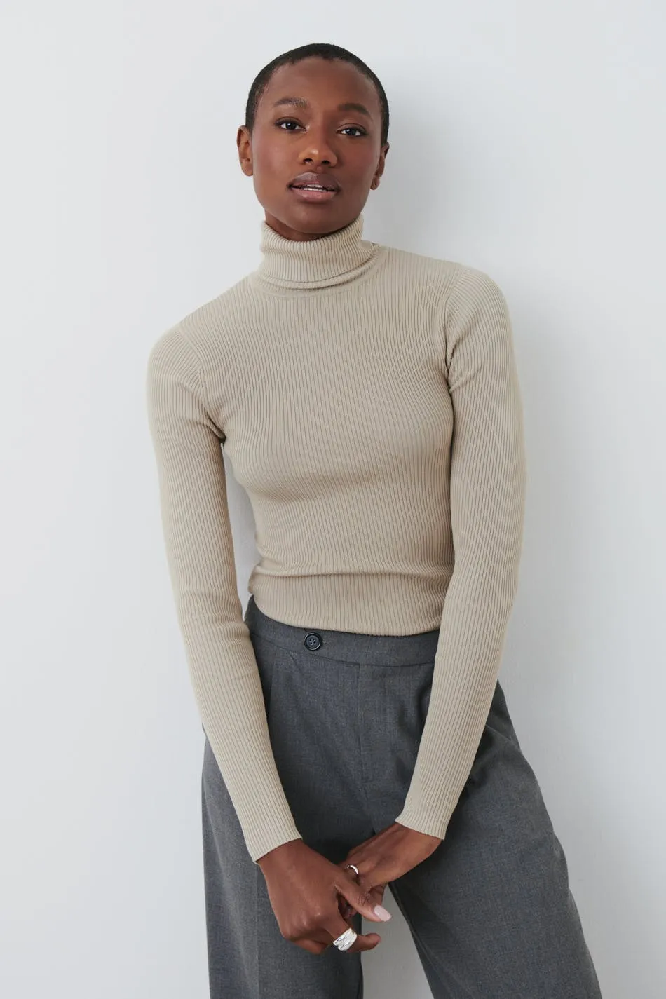 Knitted turtleneck top