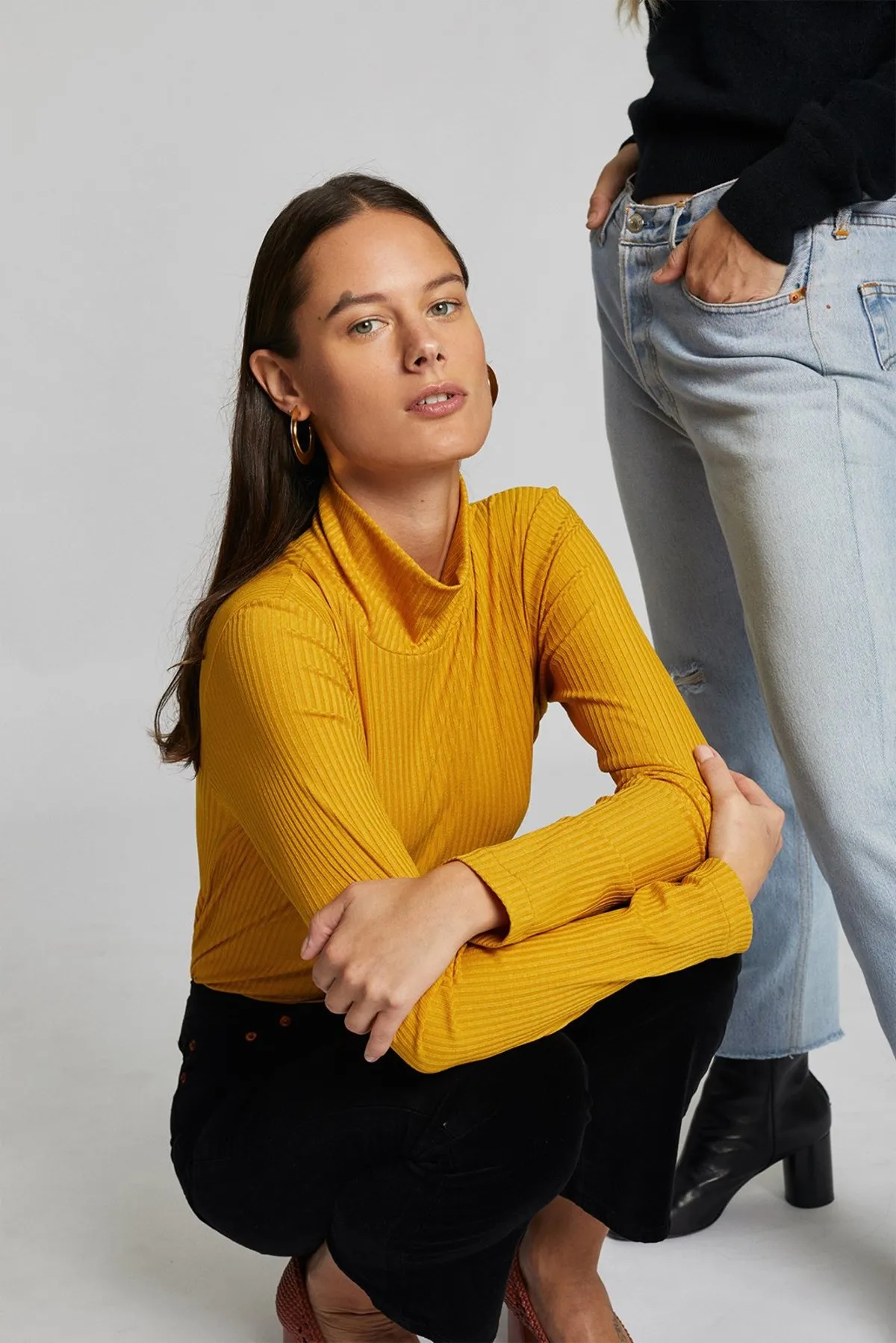 Mio Turtleneck - Mustard