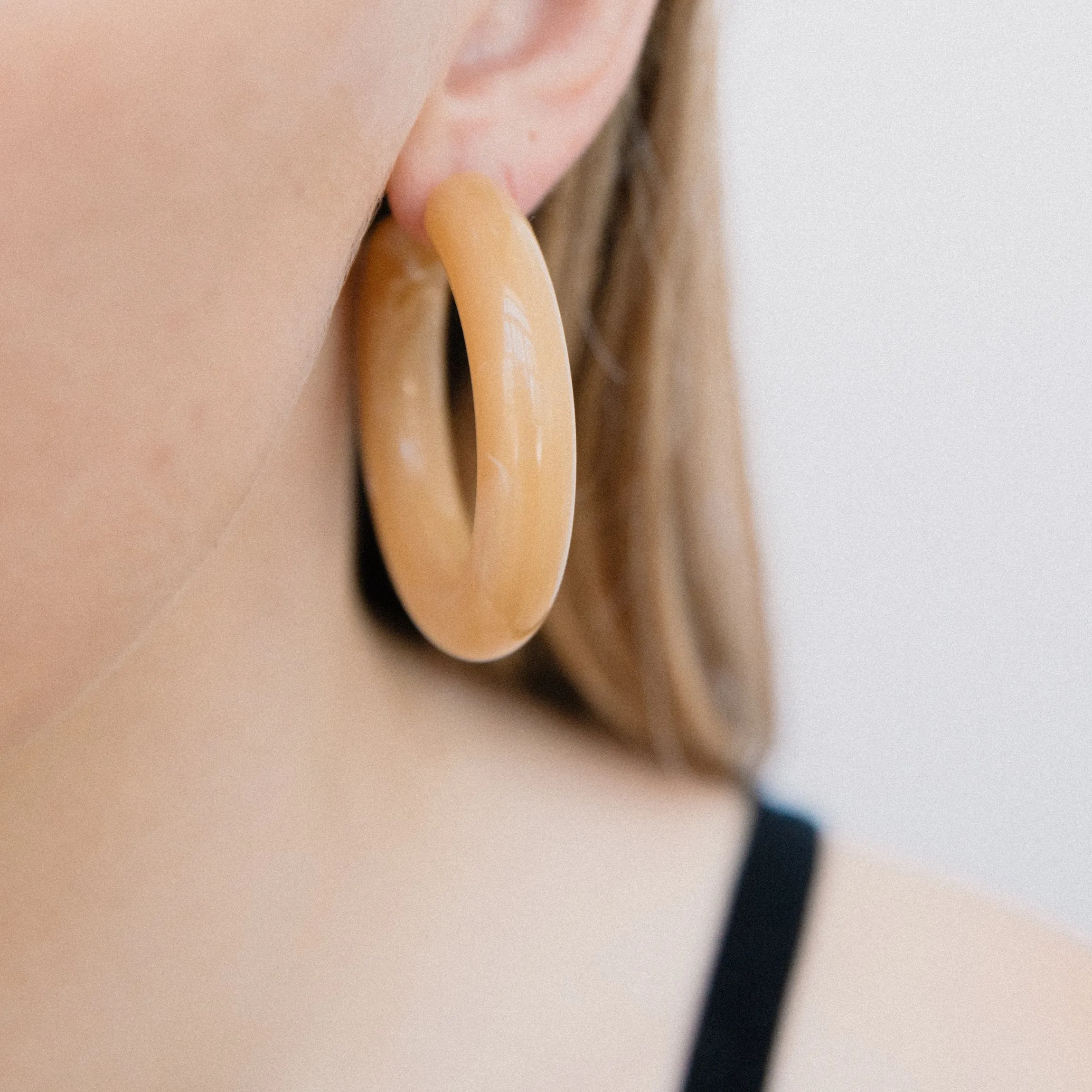 Smoked Caramel Chunky Hoop Earrings