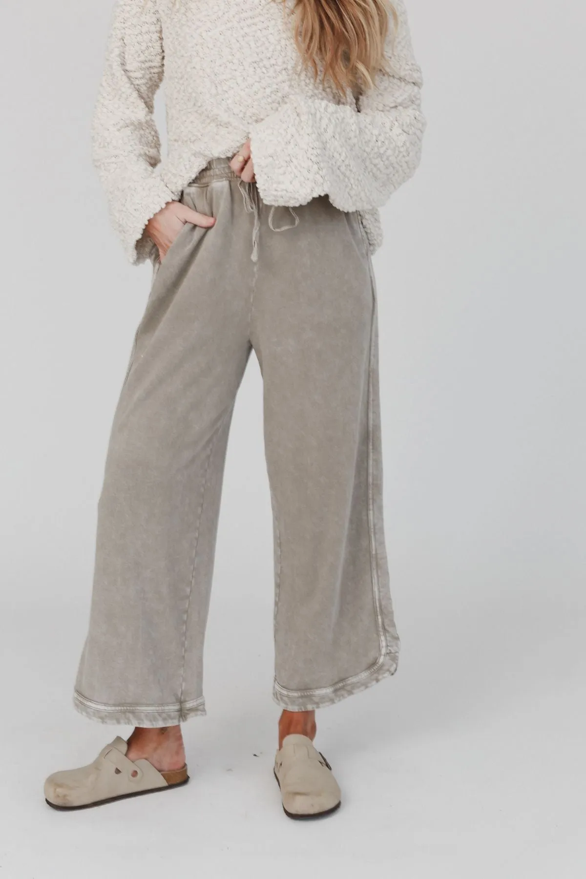 So Comfy Wide Leg Pant Cropped Length - Mocha