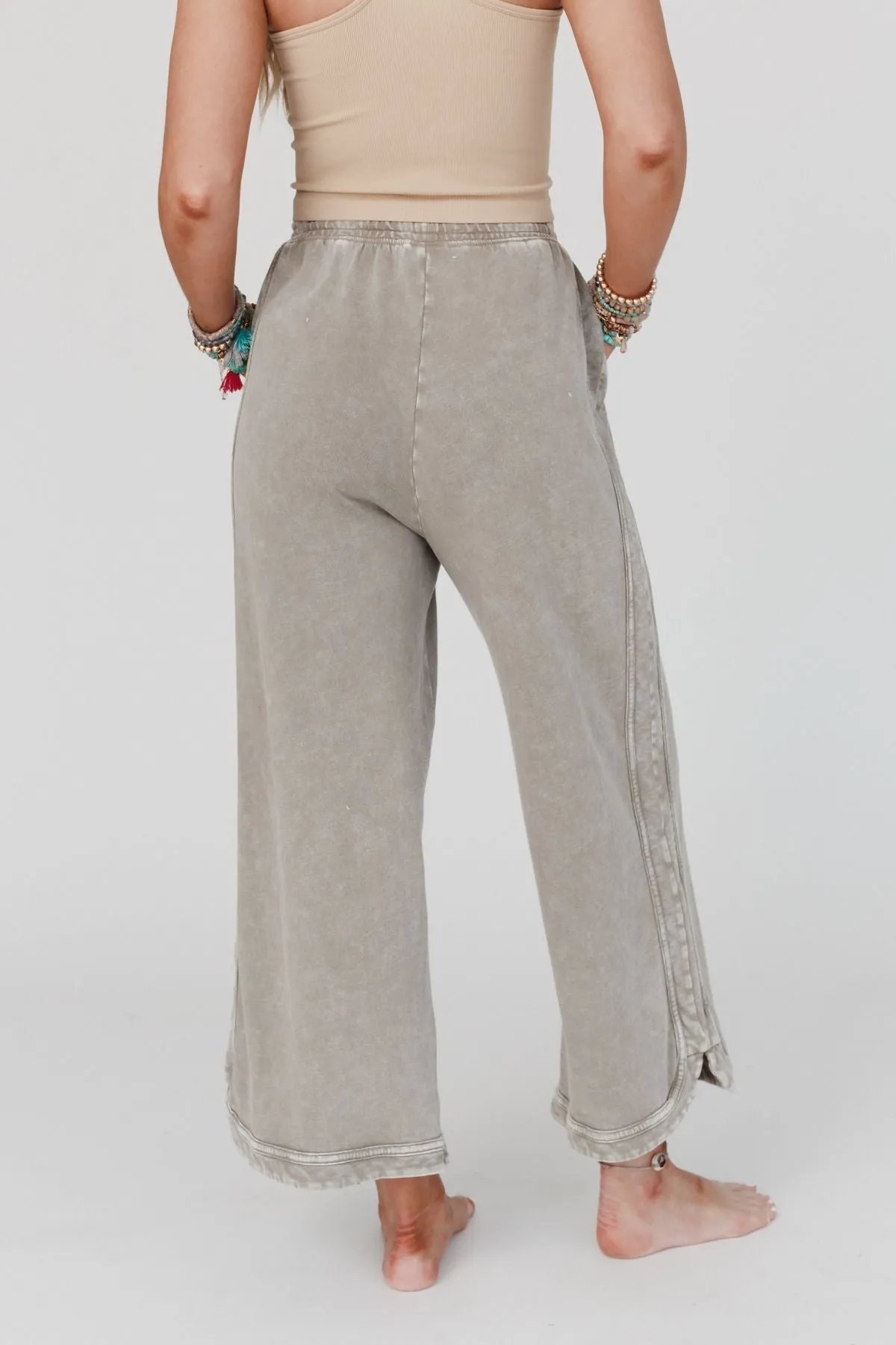 So Comfy Wide Leg Pant Cropped Length - Mocha