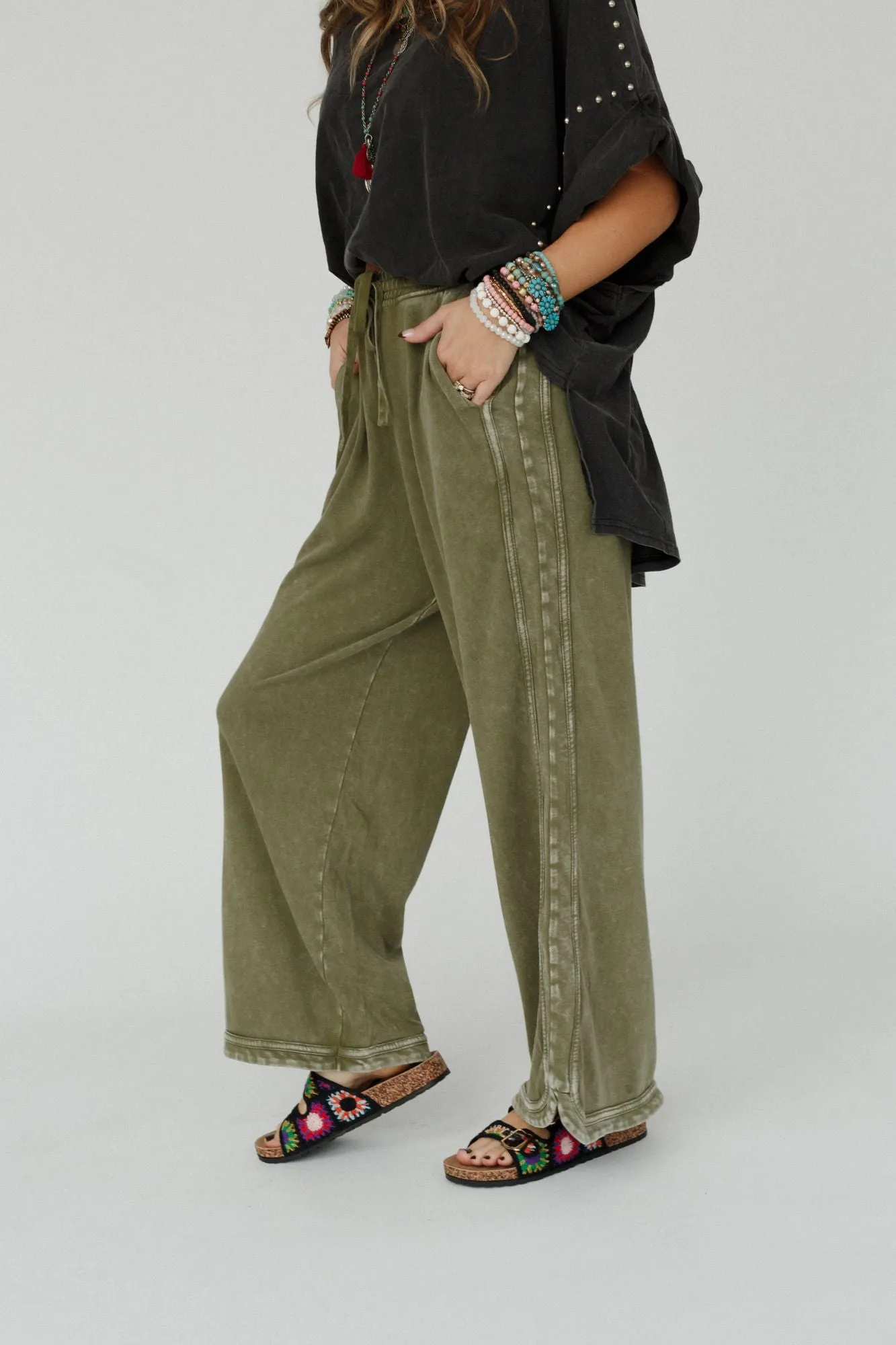 So Comfy Wide Leg Pant Cropped Length - Olive