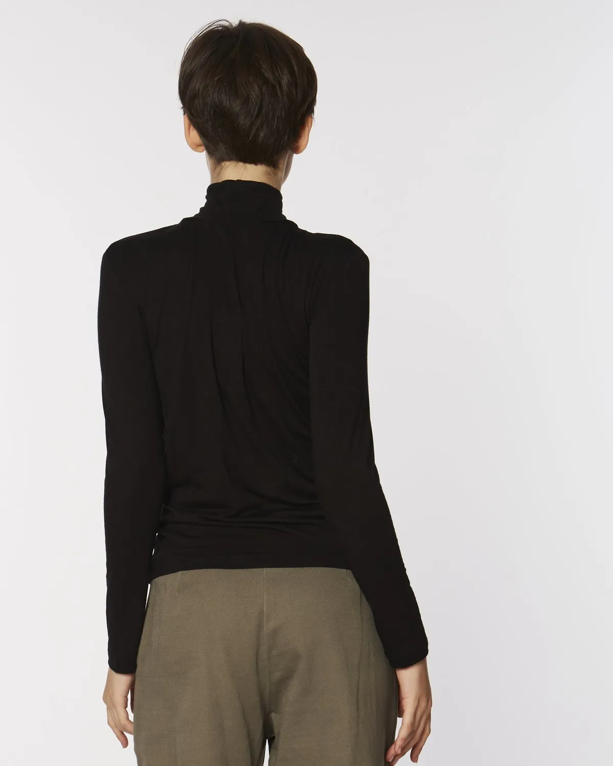 Soft Jersey Turtleneck - black