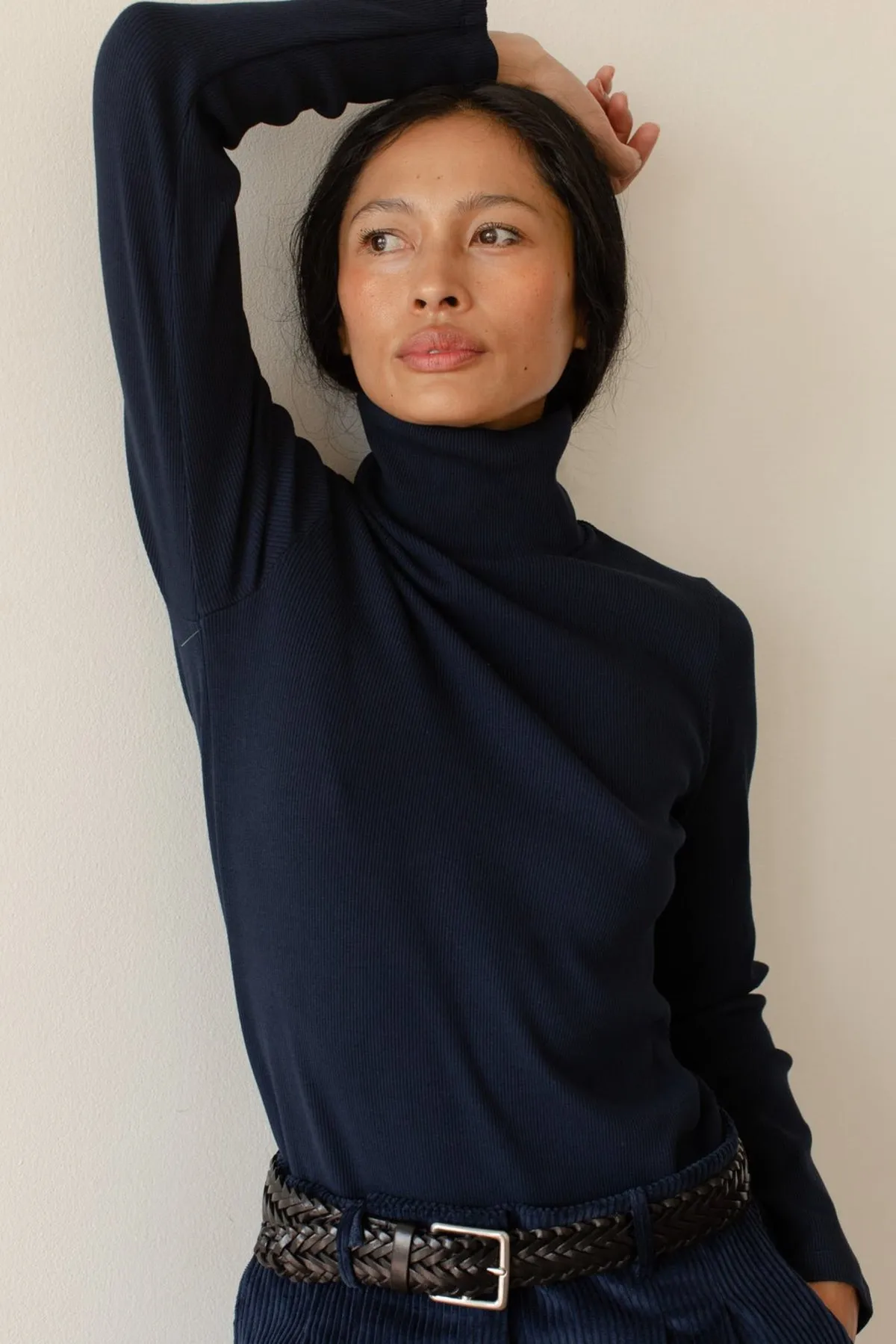 The Rib Turtleneck - Navy