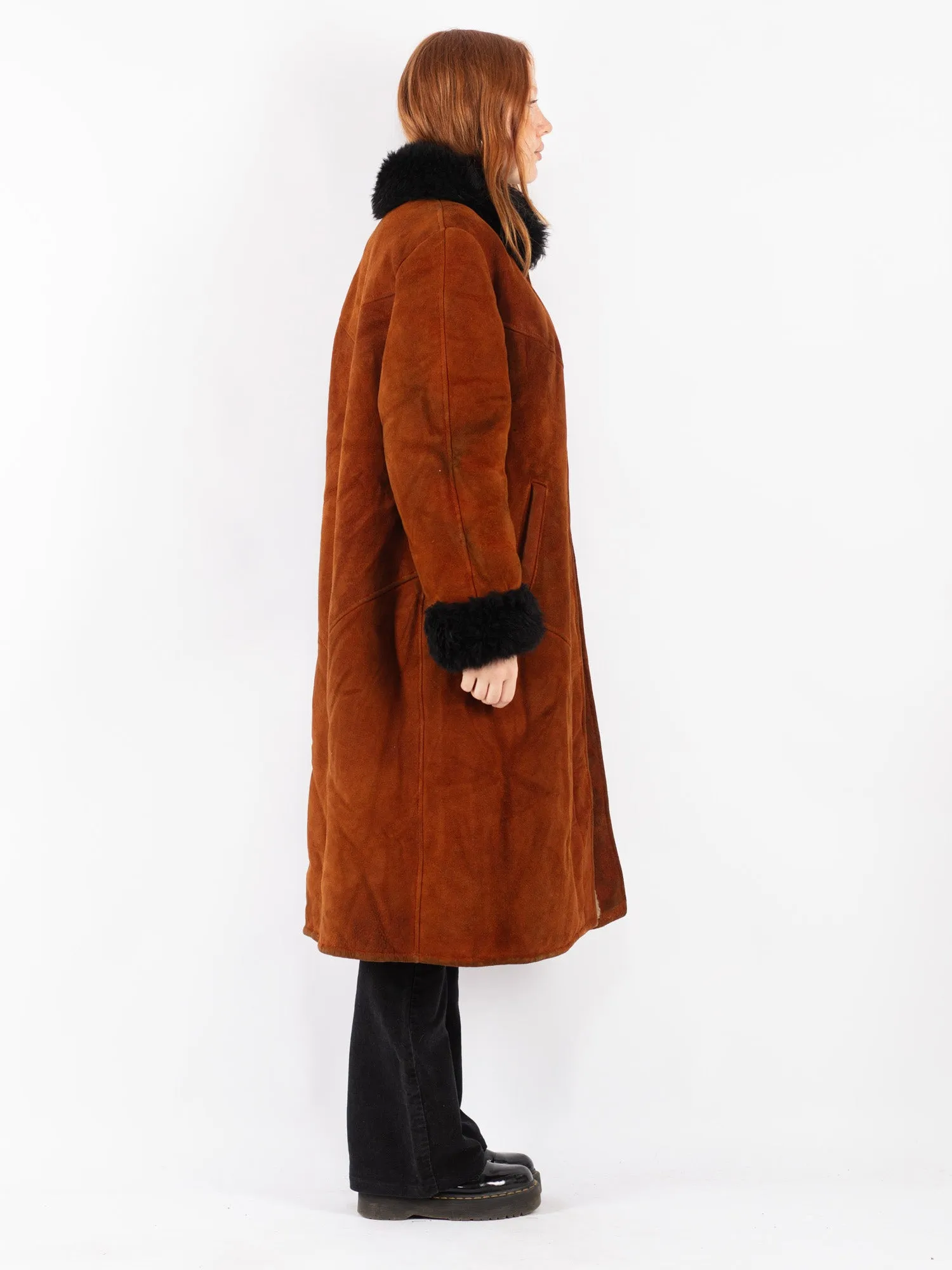 Vintage 70's Women Sheepskin Coat in Brown