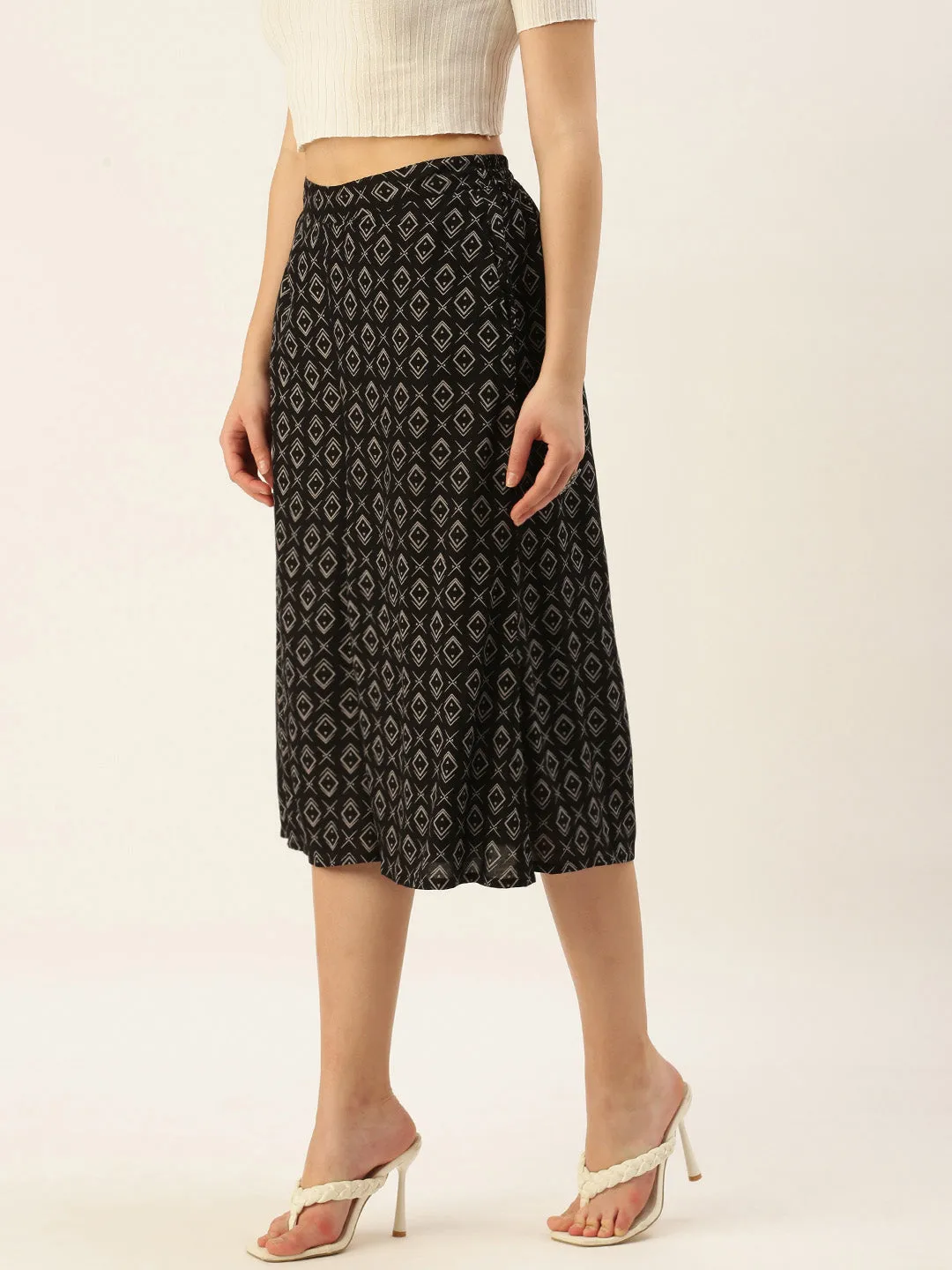 Women Culottes Printed Rayon Black