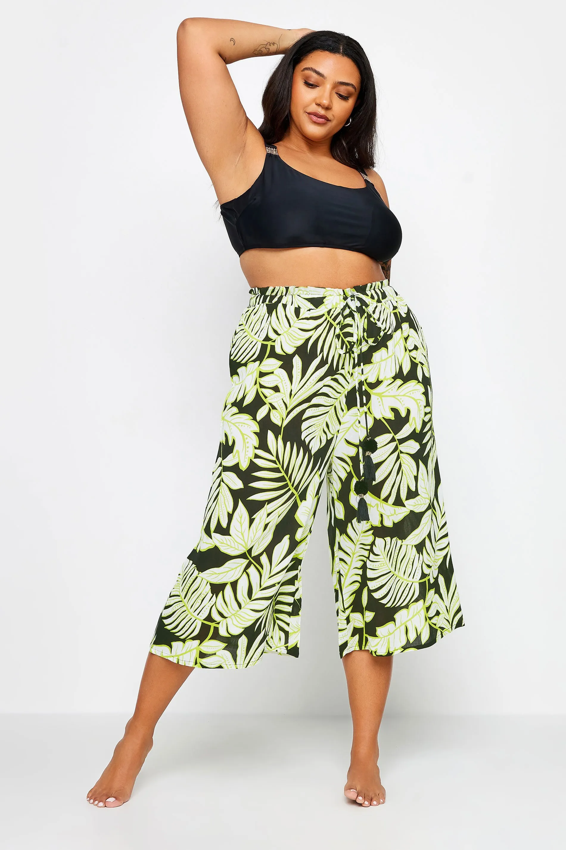 YOURS Curve Black & Green Leaf Print Culottes