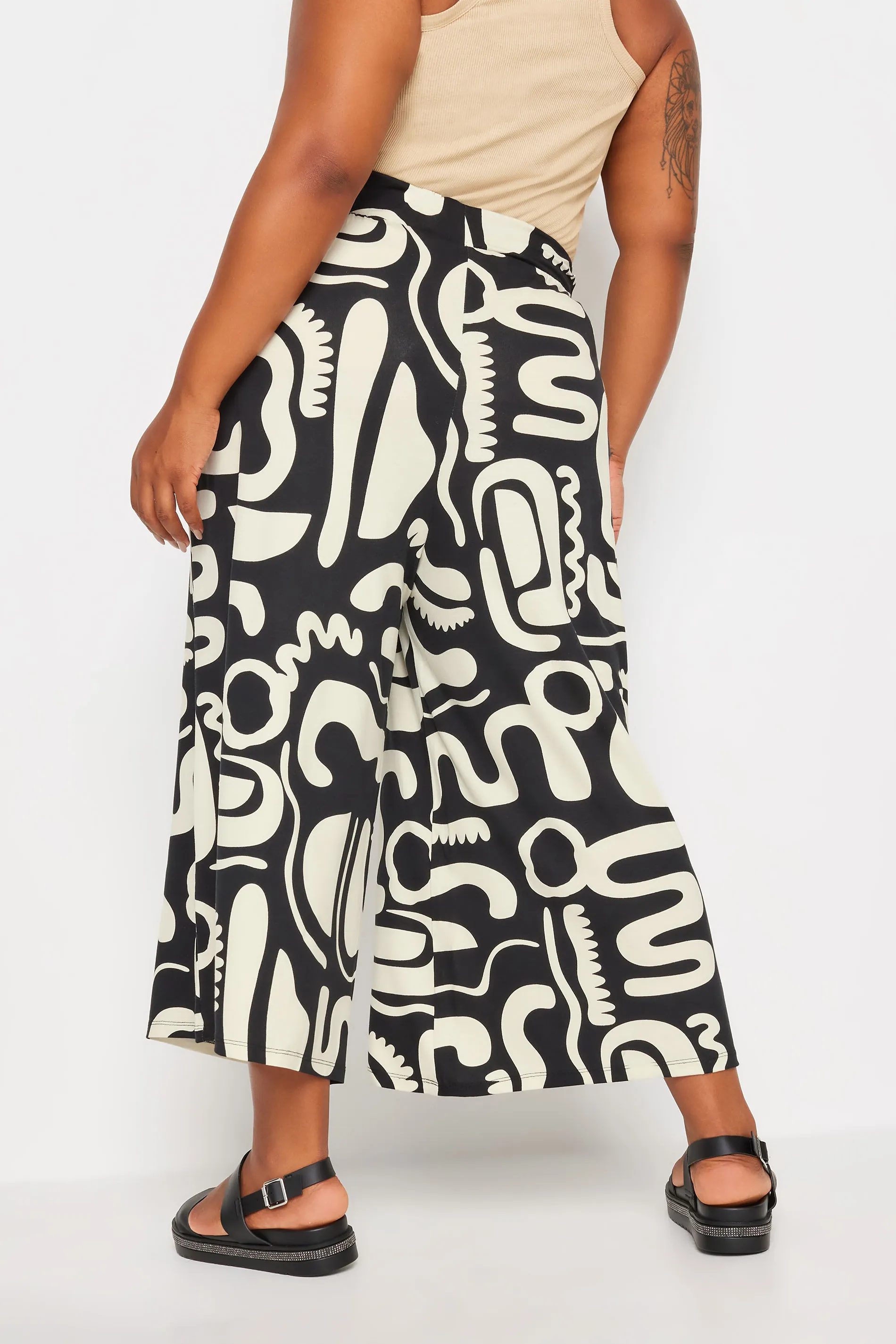 YOURS Curve Black & White Abstract Print Midaxi Culottes