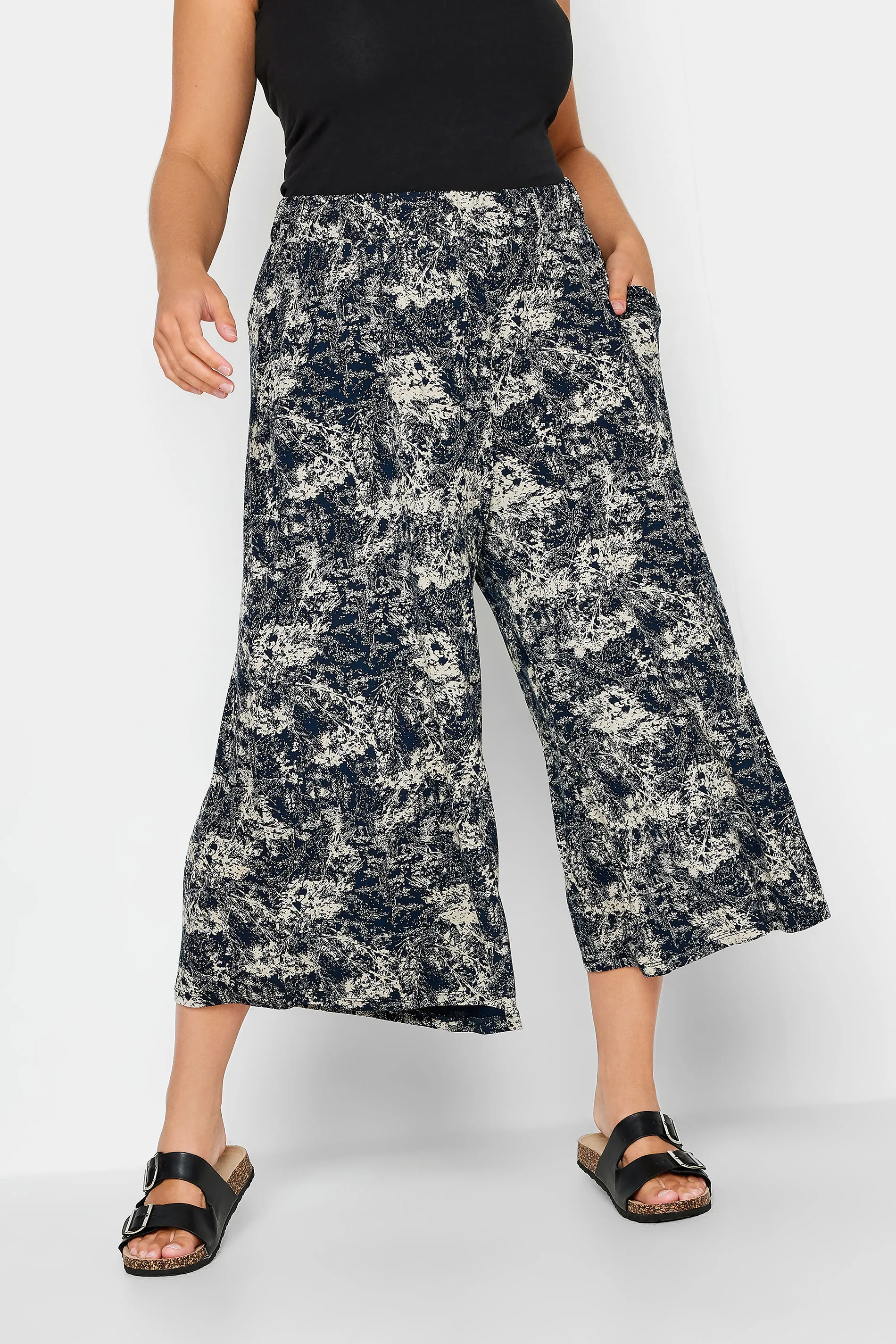 YOURS Curve Navy Blue Abstract Print Midaxi Culottes